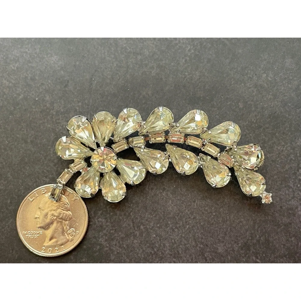 Vintage Silver Tone Clear Rhinestone Floral‎ Leaf Spray Brooch Pin Mid-Century